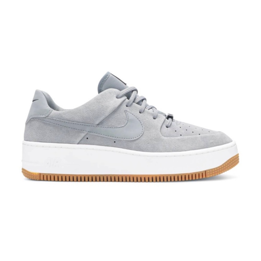Women's Nike Air Force 1 Sage Low Platform Sneaker Used 8.5